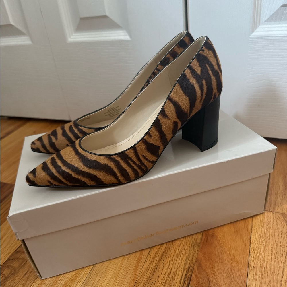 Marc fisher brown multi pony heels